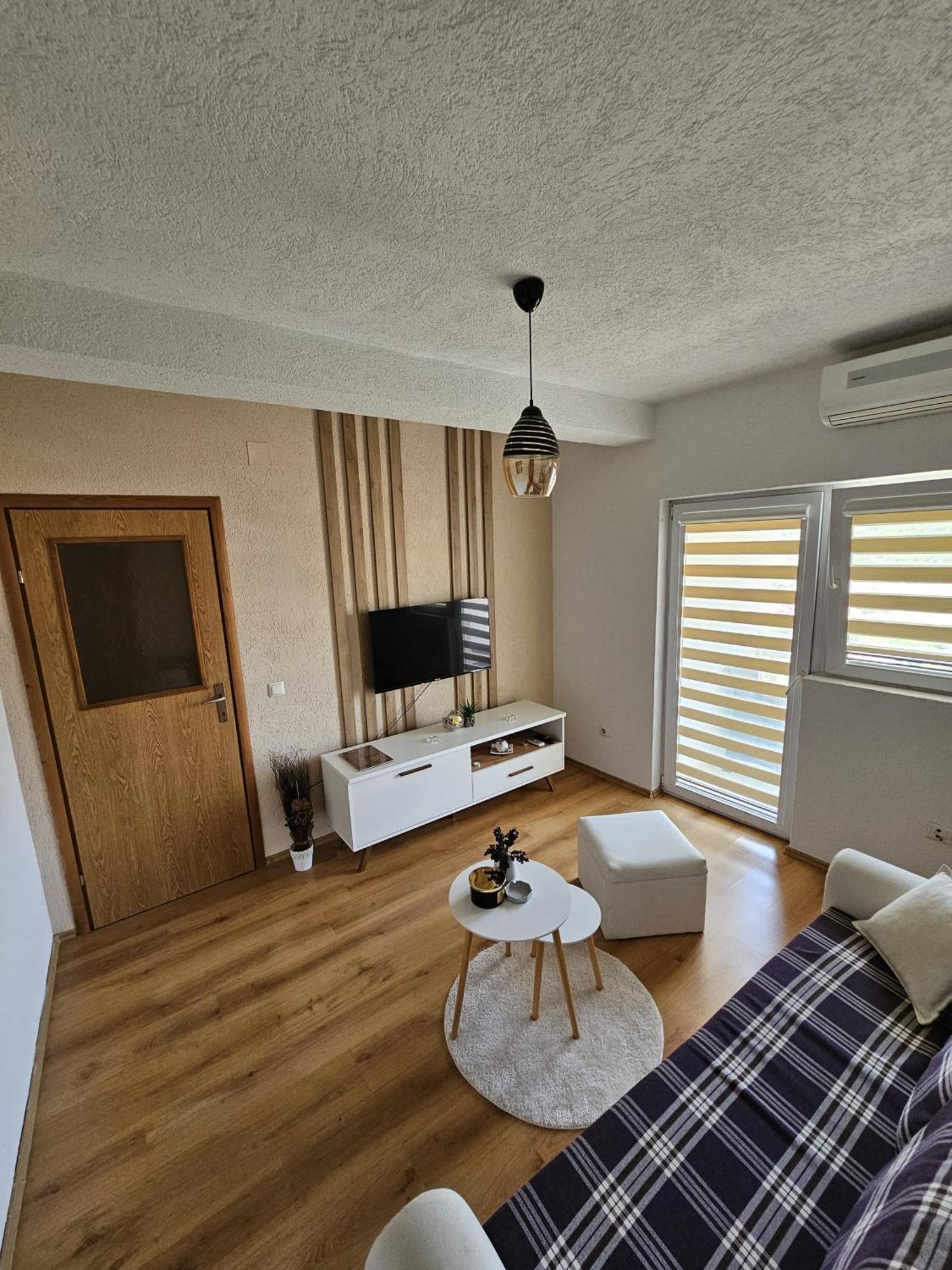 Apartments Horizont โมสตาร์ ภายนอก รูปภาพ