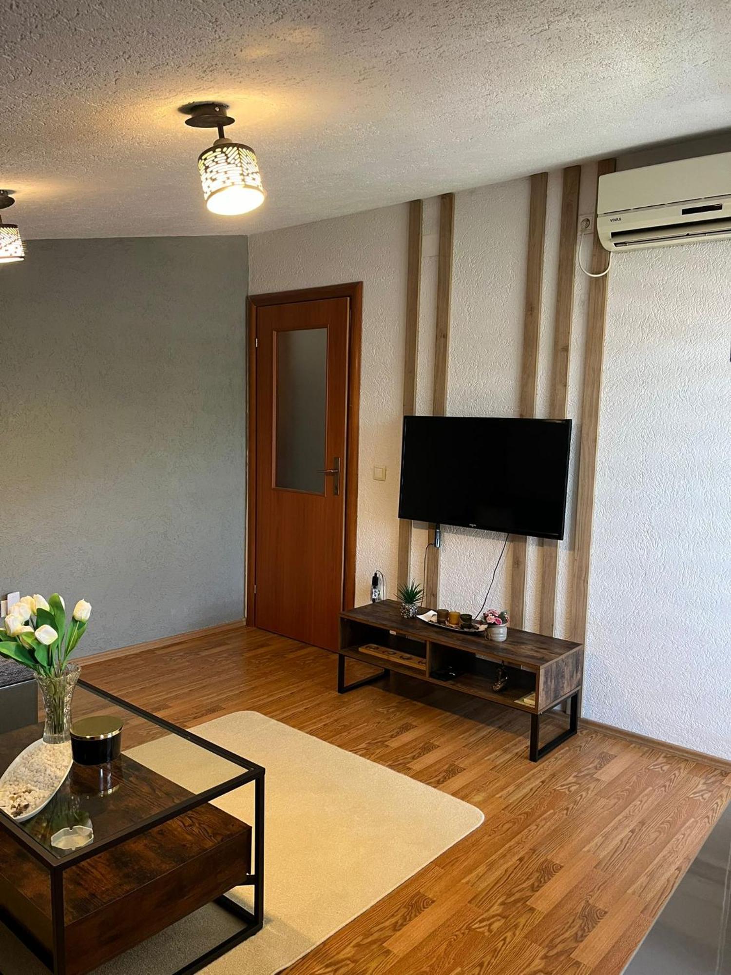 Apartments Horizont โมสตาร์ ภายนอก รูปภาพ