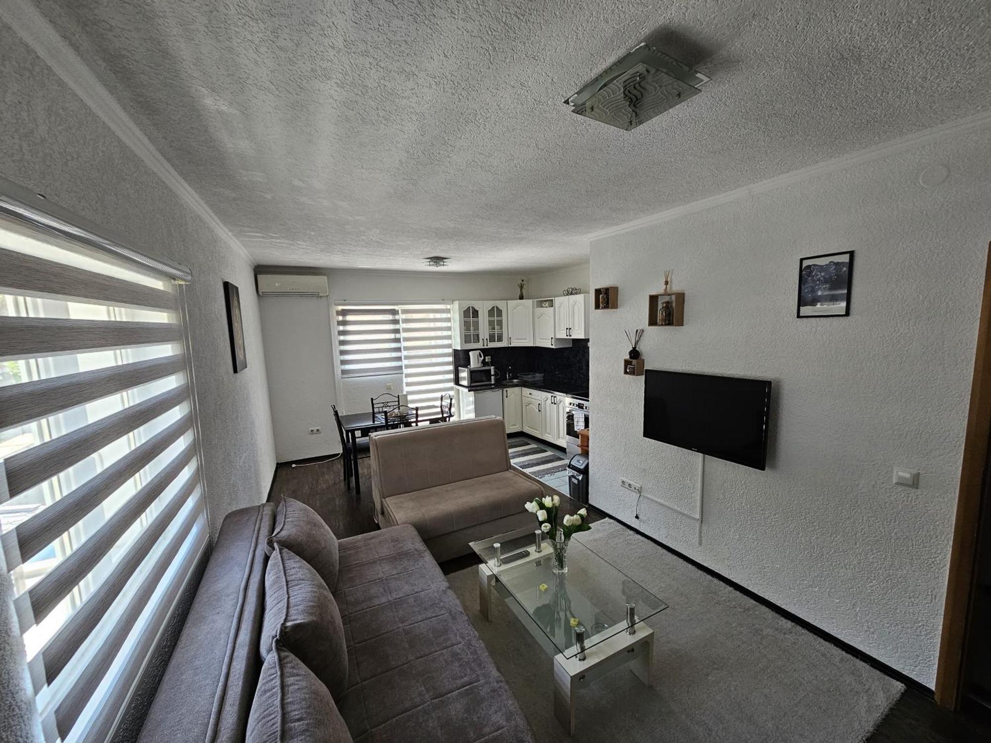 Apartments Horizont โมสตาร์ ภายนอก รูปภาพ