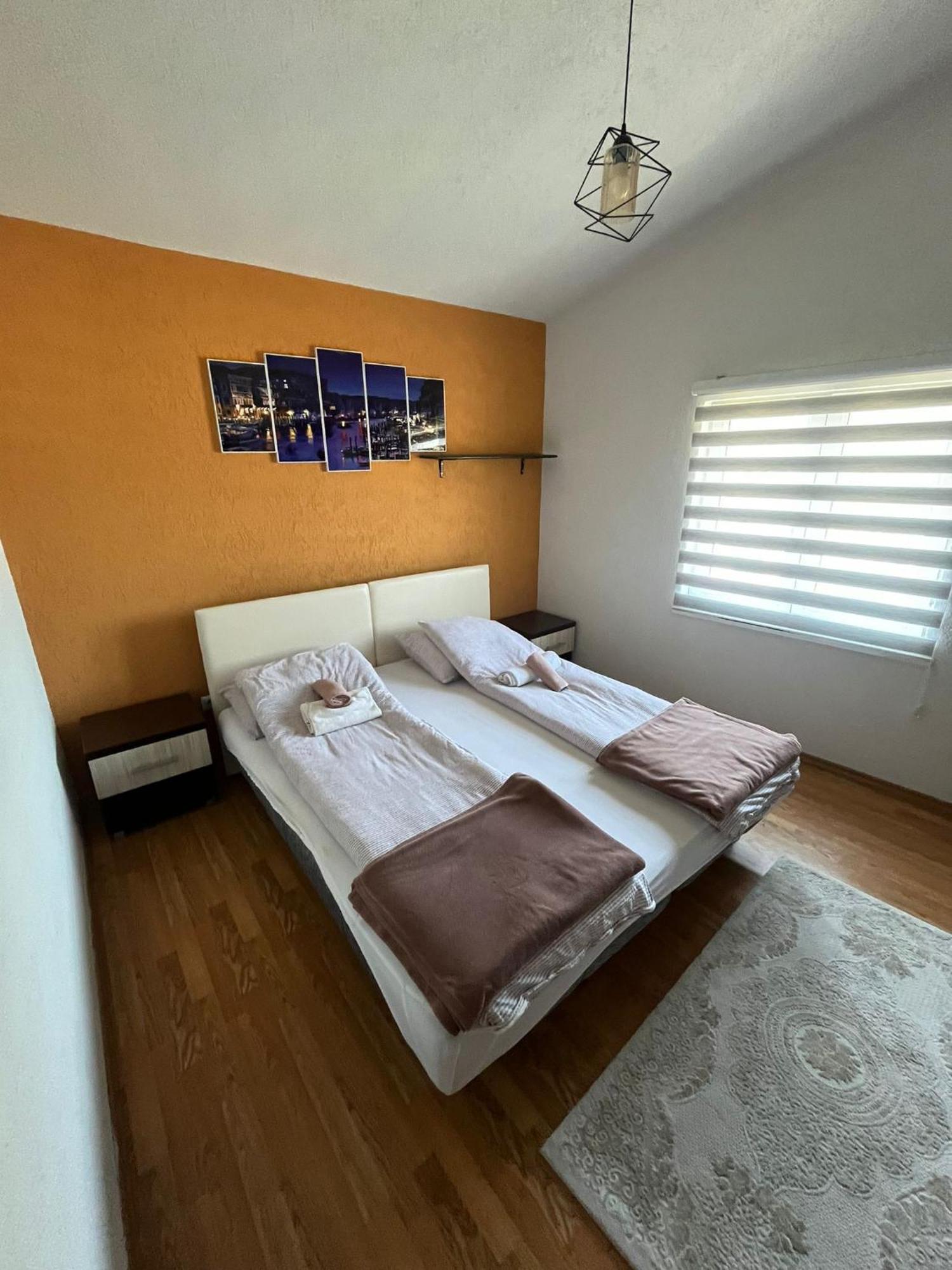 Apartments Horizont โมสตาร์ ภายนอก รูปภาพ